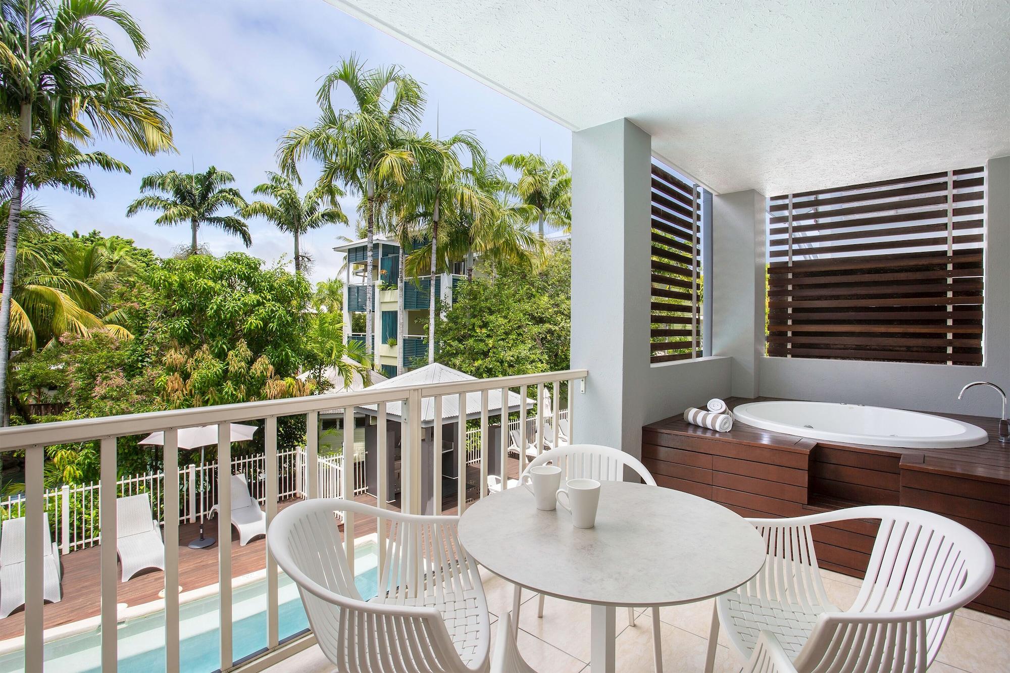 Aparthotel Mantra Aqueous on Port à Port Douglas Extérieur photo