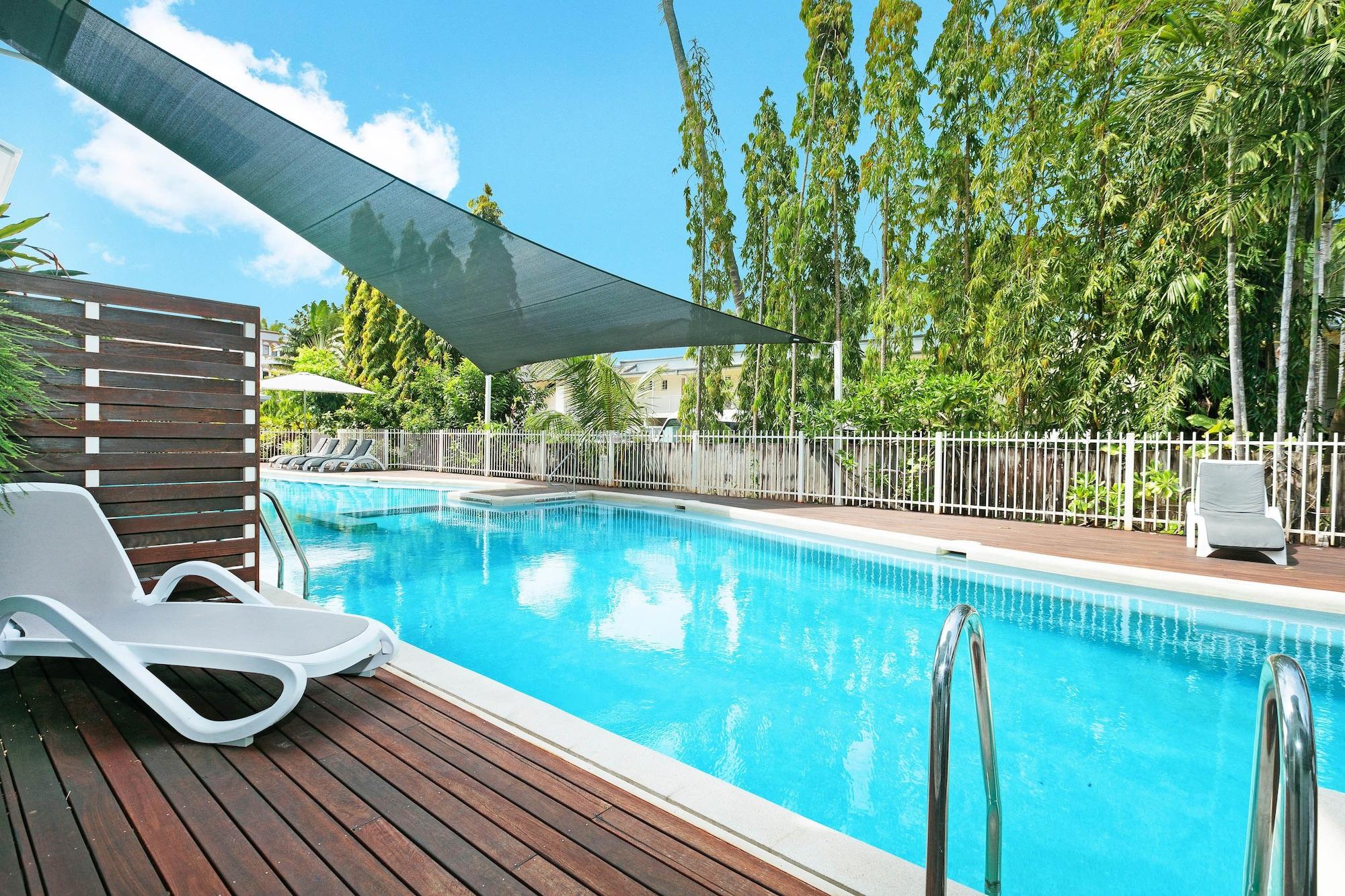 Aparthotel Mantra Aqueous on Port à Port Douglas Extérieur photo