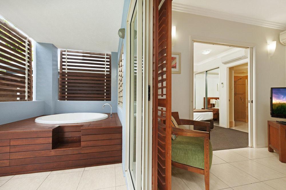 Aparthotel Mantra Aqueous on Port à Port Douglas Extérieur photo