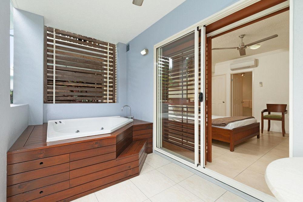 Aparthotel Mantra Aqueous on Port à Port Douglas Extérieur photo