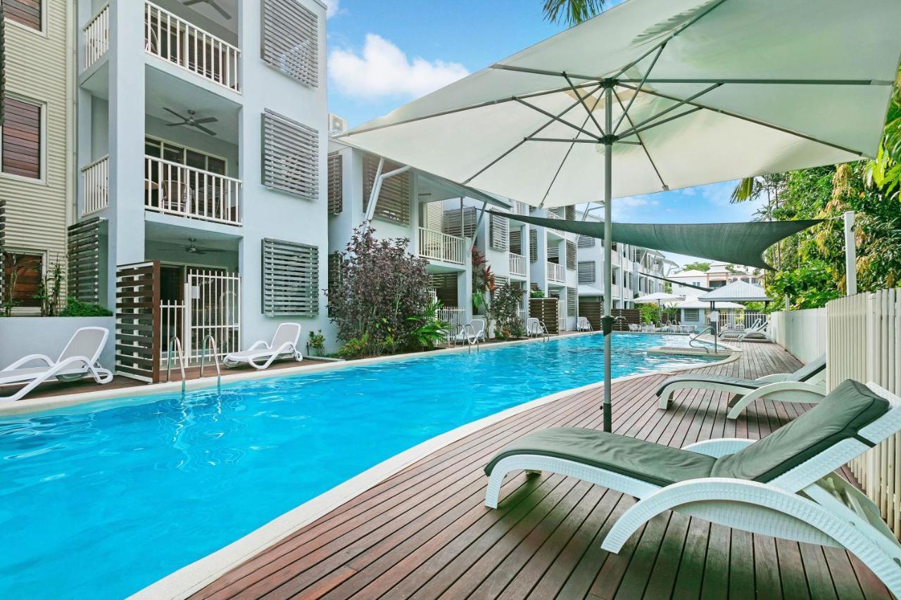Aparthotel Mantra Aqueous on Port à Port Douglas Extérieur photo