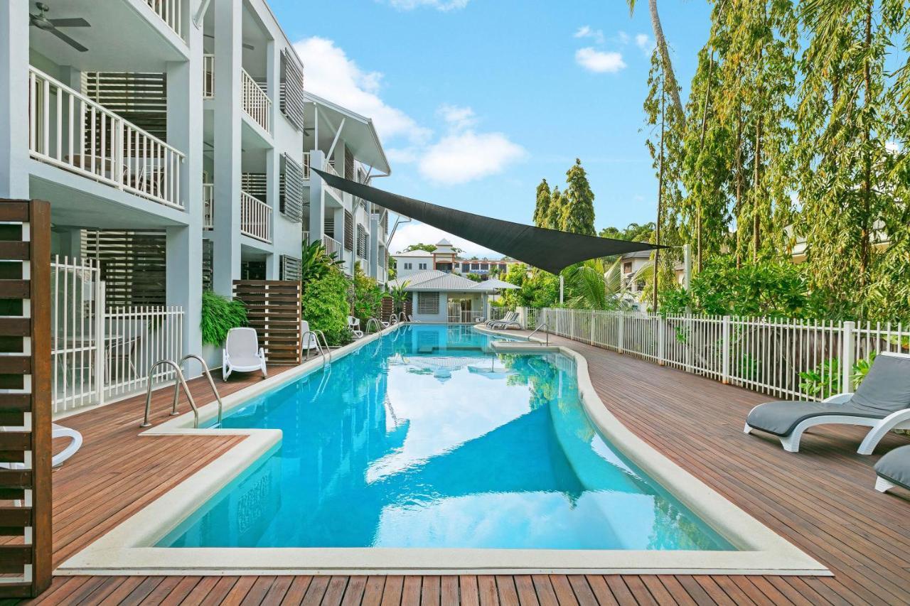 Aparthotel Mantra Aqueous on Port à Port Douglas Extérieur photo